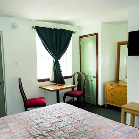 Bay Drive Motel West Atlantic City เพสเซนท์วิลล์ ภายนอก รูปภาพ